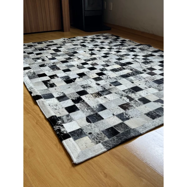 Tapete 1,5x2,0m Branco/Preto