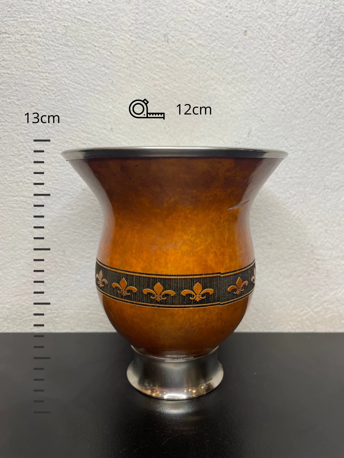 Cuia Pé e Bocal de INOX com faixa de flor de lis.